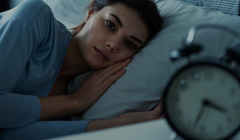 Did you know that waking up very often at night is a sign to take seriously? Did you know that waking up very often at night is a sign to take seriously?